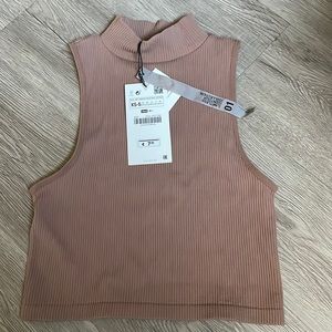 Zara cropped sleeveless mock neck XS/S